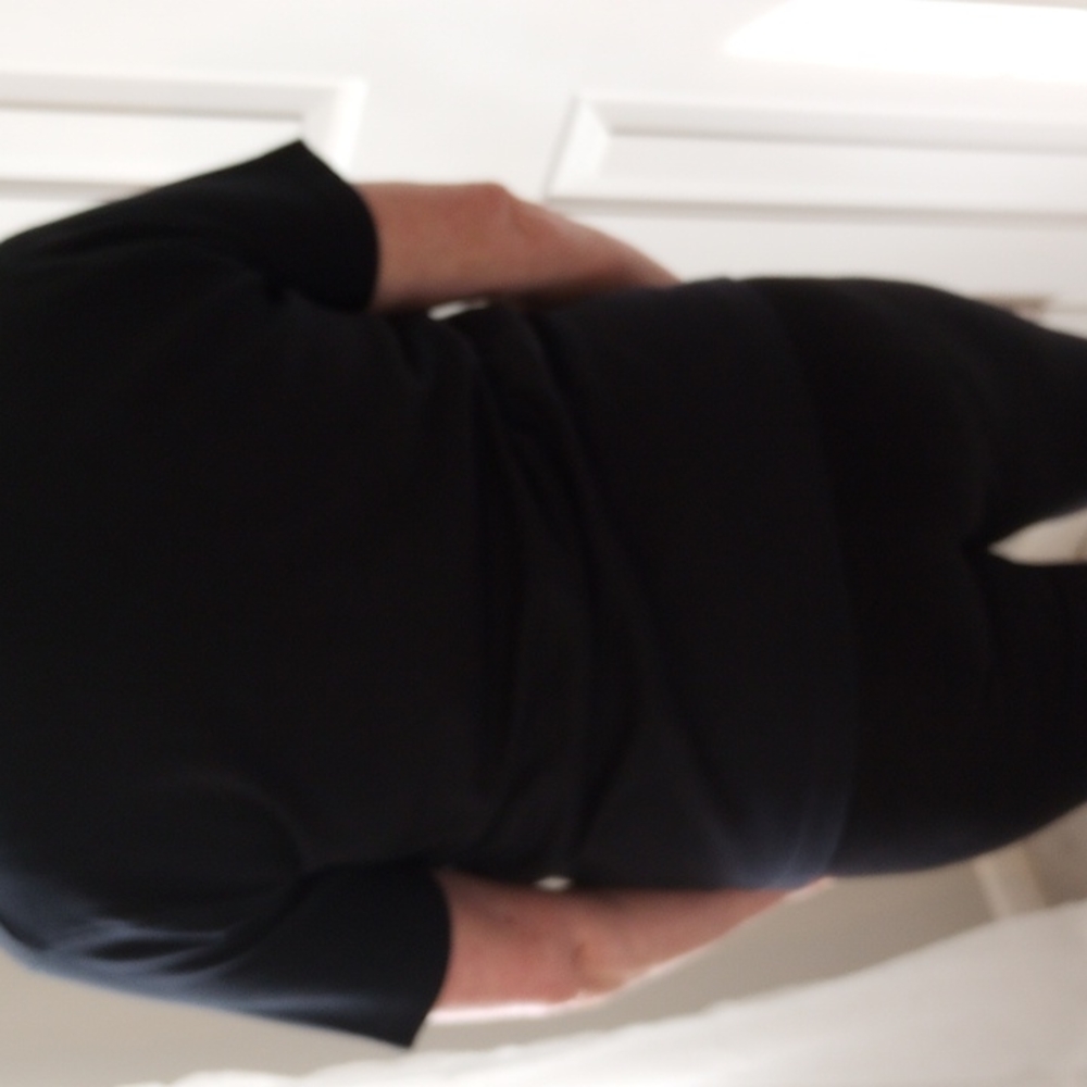 Boutique Top - Picture 3 of 7